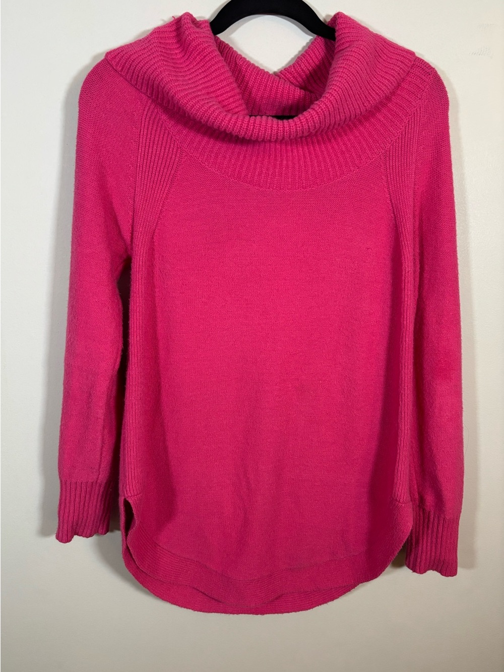 Moth Anthropologie XS Hot Pink Cowl Neck Tunic Sweater Long Sleeve